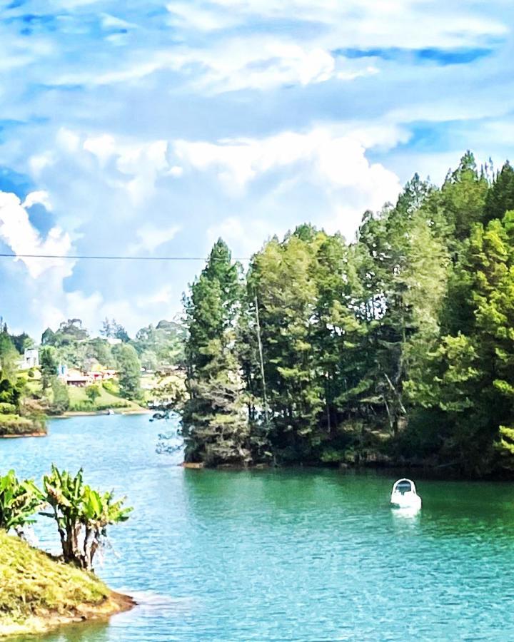 Finca Santa Monica Guatape Guatapé Exterior foto